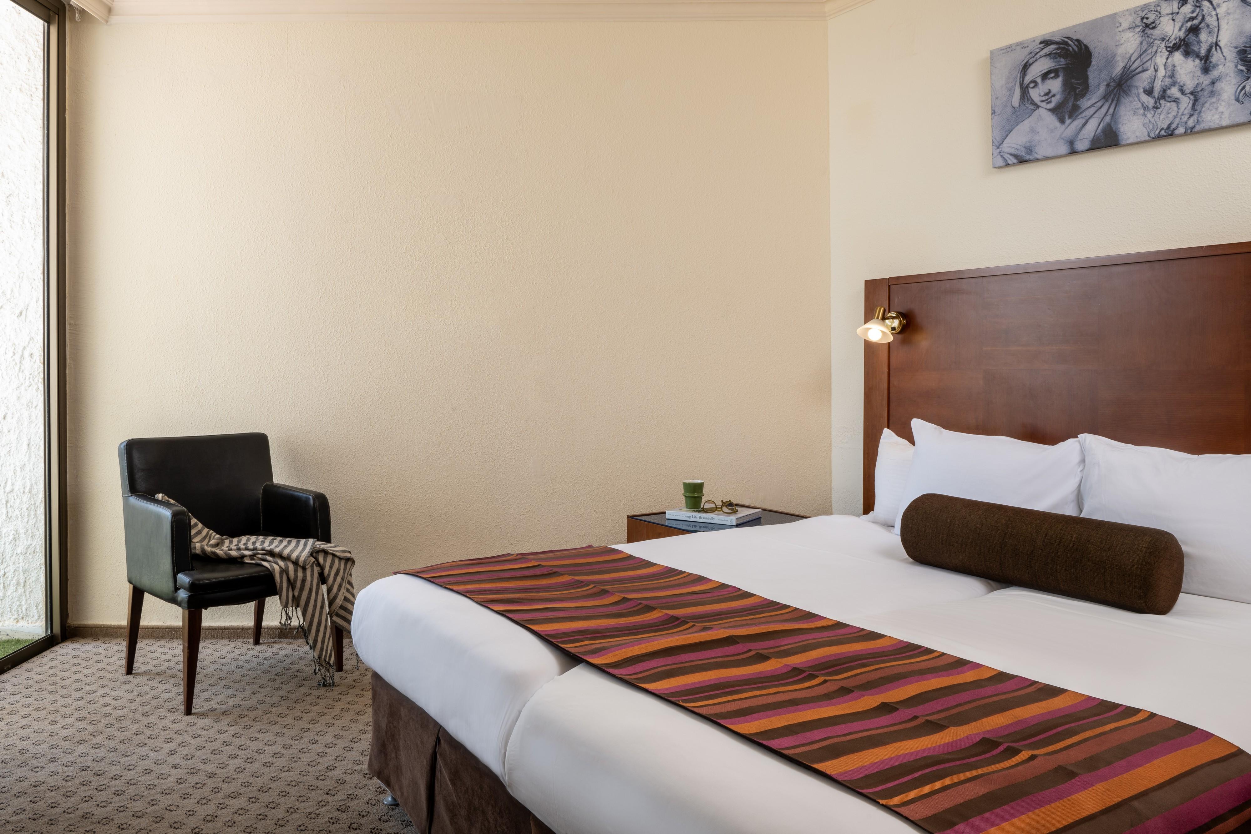 Leonardo Inn Hotel Dead Sea Ein Bokek Exterior photo