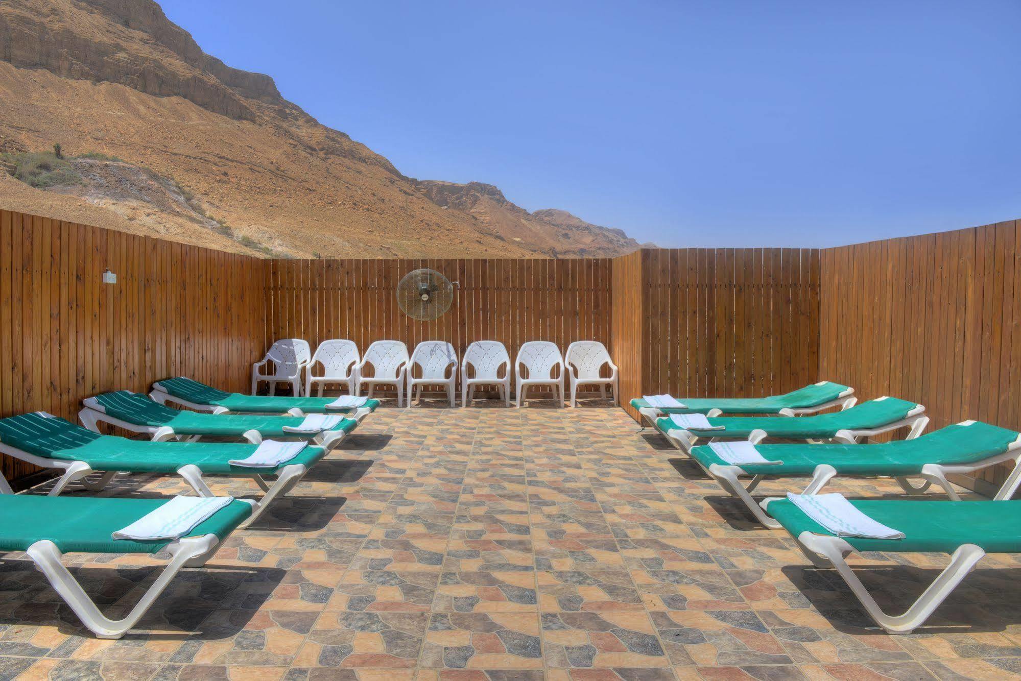 Leonardo Inn Hotel Dead Sea Ein Bokek Exterior photo