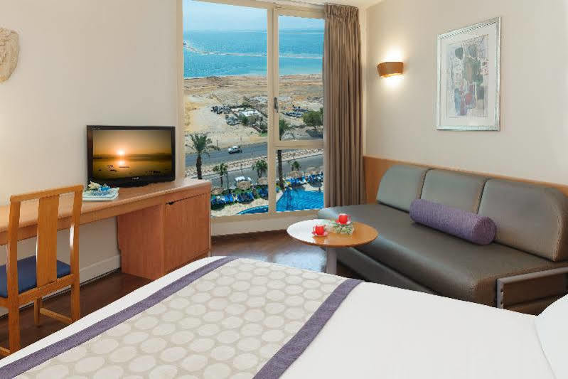 Leonardo Inn Hotel Dead Sea Ein Bokek Exterior photo